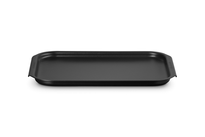 Le Creuset Medium Rectangular Roasting Tray 28x22cm Black – Durable Cast Iron Bakeware | Keans Claremorris
