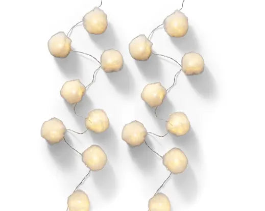 LED Pom-Pom String Lights – 20 Warm White LEDs, 2.85m (Battery Operated) White fur balls - Image 2