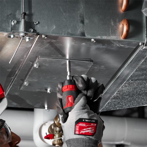 Milwaukee 8 in 1 Compact Ratcheting Multi-Bit Screwdriver - Image 6