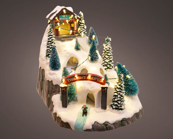 LED Twilight Slopes Village scene  BO L.23cm x W.34cm x H.26cm