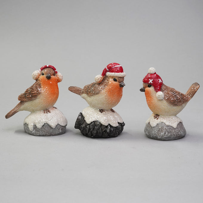 Robins with Christmas Hat Sitting on Stone – 3 Assorted – 9 cm - Image 1