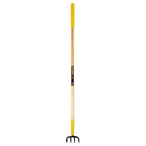 True Temper 4-prong steel cultivator with long larch wood handle and cushion grip – garden tool | Keans Claremorris