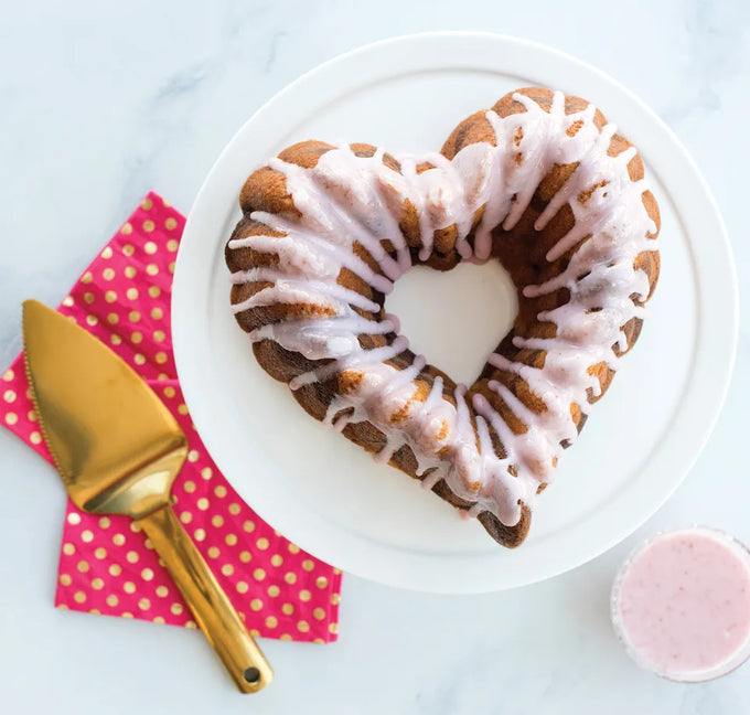 Toffee Elegant Heart Bundt Pan - Image 2