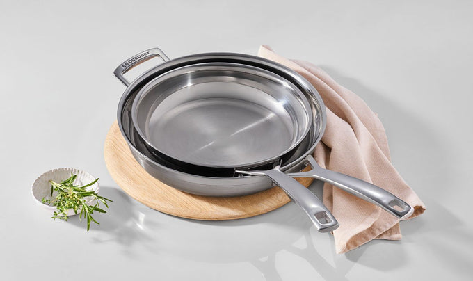 Le Creuset 3PLY  Uncoated Frying Pans Set 24cm/28cm - Image 2