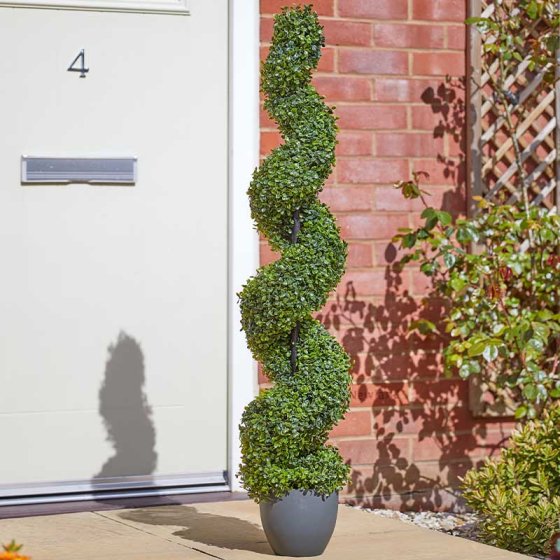 Topiary Twirl 120cm, weather-resistant low maintenance garden decor for doors and pathways – Keans Claremorris