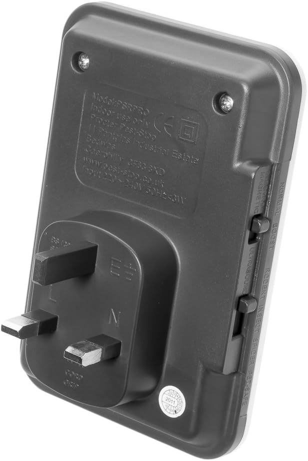 Pestclear Slimeline 4000sq plug-in pest repeller showing UK plug and side control switches.