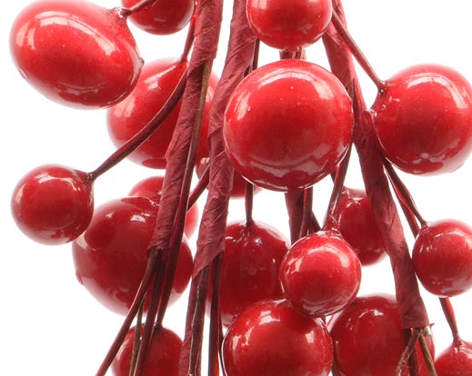 Red Berry Spray on Wire Pack of 3 – Decorative artificial red berries on wire stems, Keans Claremorris