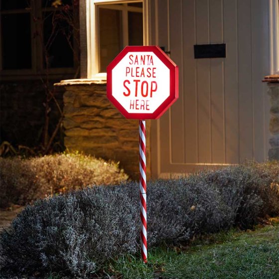 Santa Stop Here! LED stake light, 110cm tall, battery powered outdoor Christmas decoration – Keans Claremorris