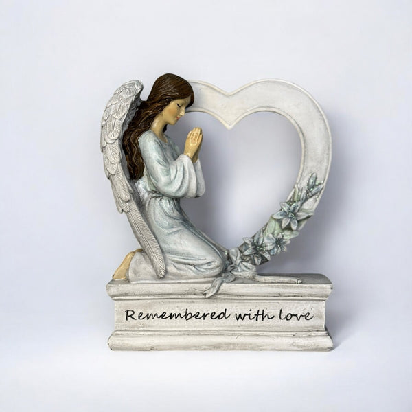 Memorial Angel in Love Heart 14x6.5x16cm