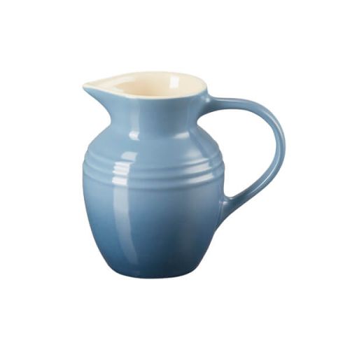 Le Creuset 600ml Chambray stoneware breakfast jug with ergonomic handle, precision spout, dishwasher safe – Keans Claremorris