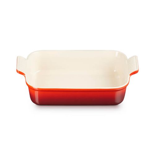 Le Creuset Cerise 26cm Medium Heritage Rectangular Stoneware Dish – Durable, Vibrant Red | Keans Claremorris