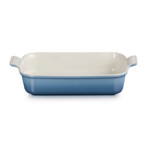 Le Creuset Chambray 32cm deep rectangular stoneware dish, 4L capacity, oven-safe, durable with scalloped handles – Keans