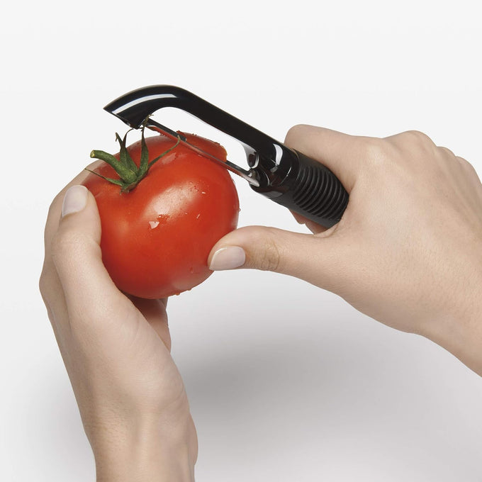 OXO Good Grips Serrated Peeler - Image 3