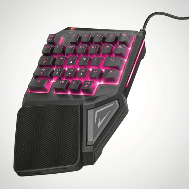 Trust One Hand Gaming Keyboard | T22881 - Image 3
