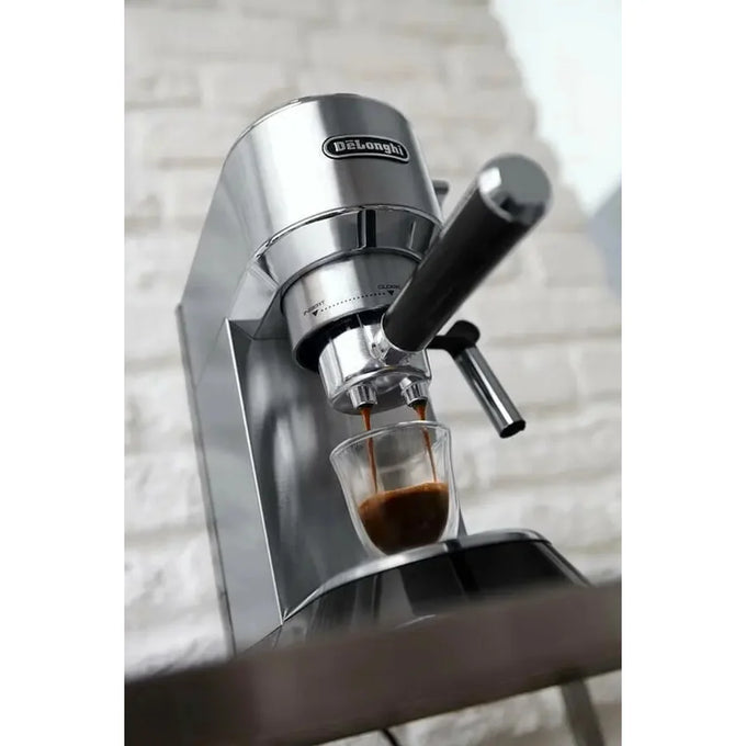 Delonghi Dedica Pump Coffee Machine Bundle Pack | ECKG6820.M - Image 3