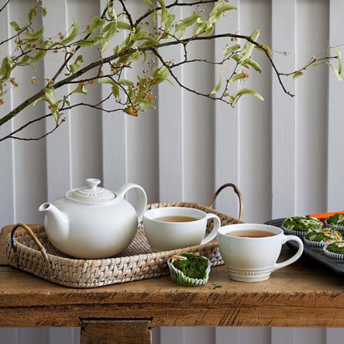 Le Creuset Stoneware Classic Teapot 1.3L in Meringue color – durable, elegant design | Keans Claremorris