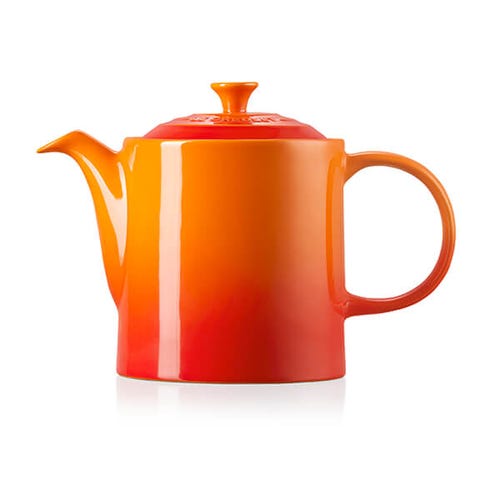 Le Creuset Stoneware Grand Teapot 1.3L Volcanic Red – Durable, stylish tea pot | Keans Claremorris