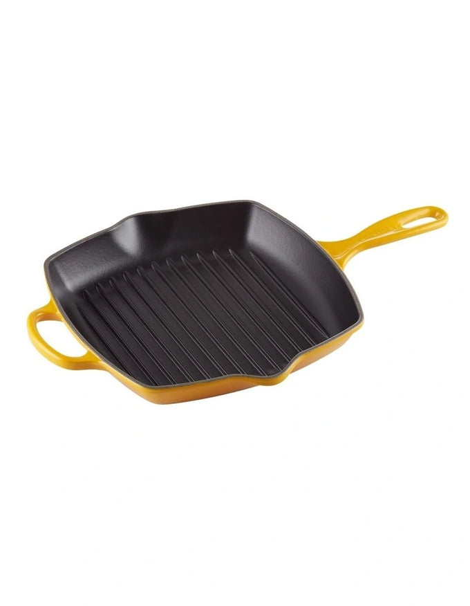 Le Creuset 26cm cast iron Nectar Square Grillit with enamel interior, grooves for fat drainage, oven and induction safe –