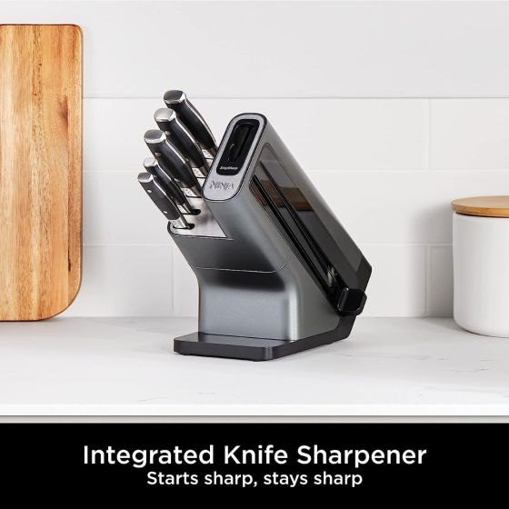 Ninja Foodi K32005UK 5-piece StaySharp Knife Block with Integrated Sharpener, available at Keans Claremorris