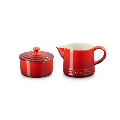 Le Creuset Cerise Stoneware Milk & Sugar Set 350ml & 300ml, scratch-resistant, dishwasher safe – Keans Claremorris