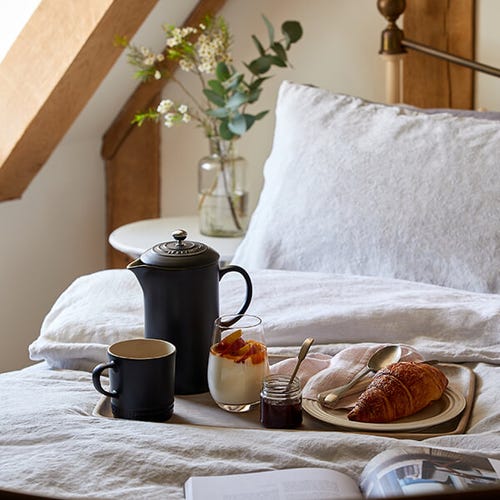 Le Creuset Stoneware Grand Teapot 1.3L Black, durable and stylish, available at Keans Claremorris.