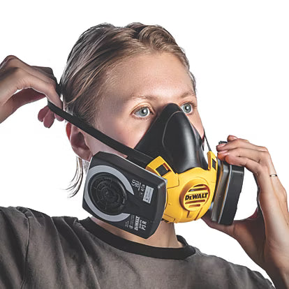 Dewalt Half Mask Respirator Medium P3 - Image 5