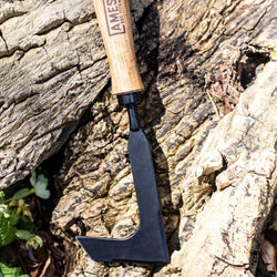 Ames Hand Patio Weeder - Carbon Steel