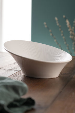 Belleek Living Erne Serving Bowl elegant ceramic dish for serving, available at Keans Claremorris.