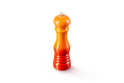 Le Creuset Classic 21cm Salt Mill in Volcanic finish – durable kitchen grinder | Keans Claremorris