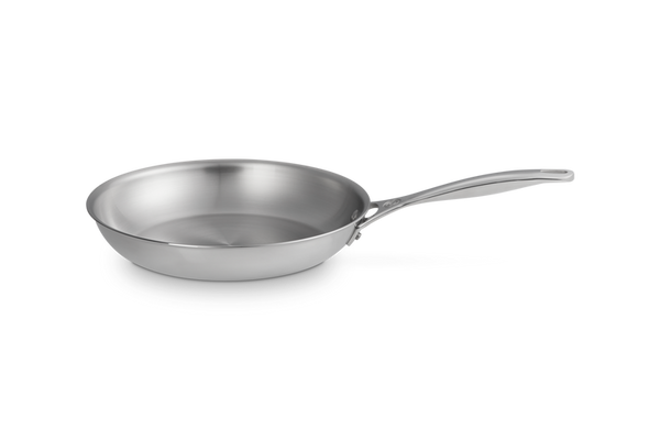 Le Creuset 20cm Signature uncoated stainless steel frypan with 3-ply heat distribution, ideal for all cooktops – Keans