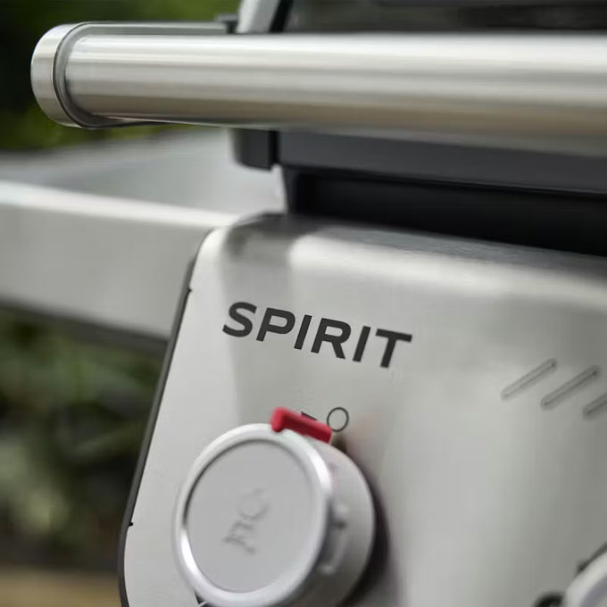 Weber Spirit E-315 Gas Barbecue - Image 3