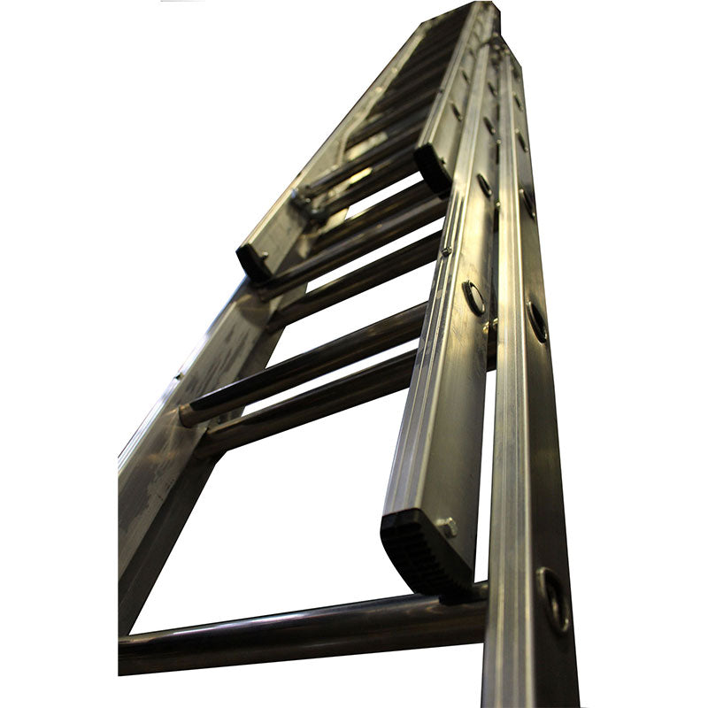 Stradbally 4.7m Treble Extension Ladder, aluminum, extends to 10.7m, non-slip feet – Keans Claremorris