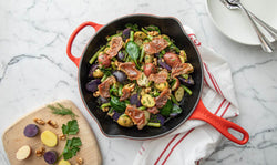 Le Creuset 23cm Signature Round Skillet Cerise