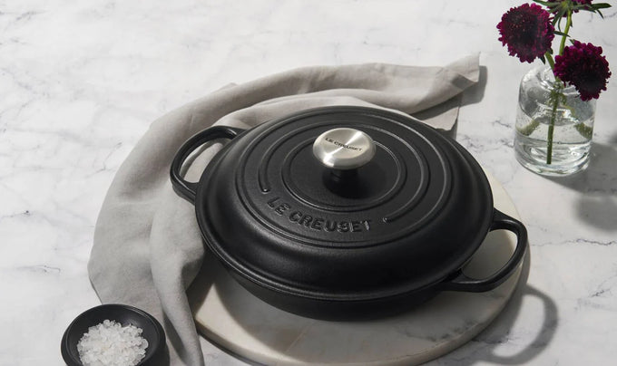 Le Creuset Signature Cast Iron Shallow Casserole 30cm Satin Black - Image 5