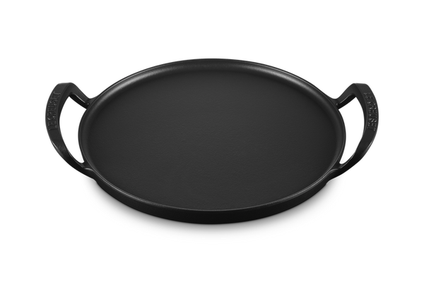 Cast Iron BBQ Outdoor Round Pizza Pan with enamel finish, raised handles, ideal for oven, BBQ, and wood-fired cooking –