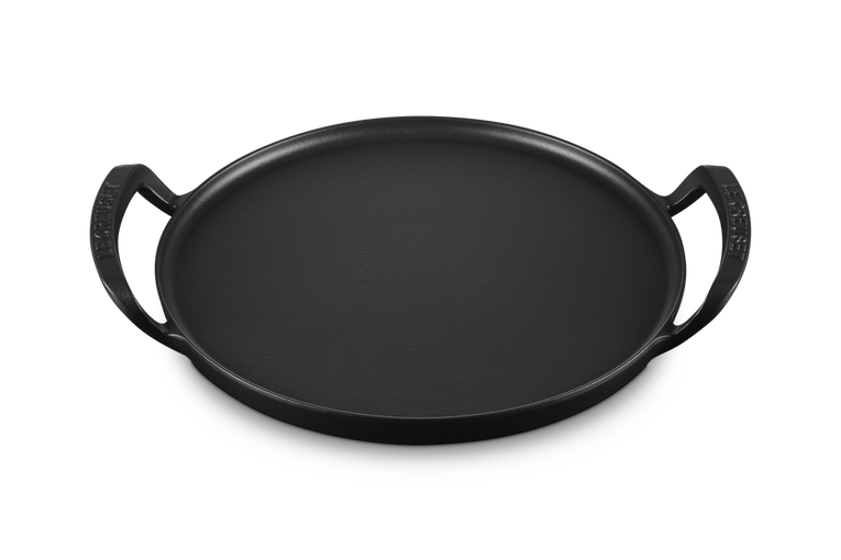 Cast Iron BBQ Outdoor Round Pizza Pan with enamel finish, raised handles, ideal for oven, BBQ, and wood-fired cooking –