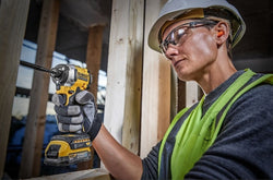 DeWalt 1/4 Inch Impact Driver 18v | 2 x 1.7Ah Powerstack Li-ion | DCF850E2T