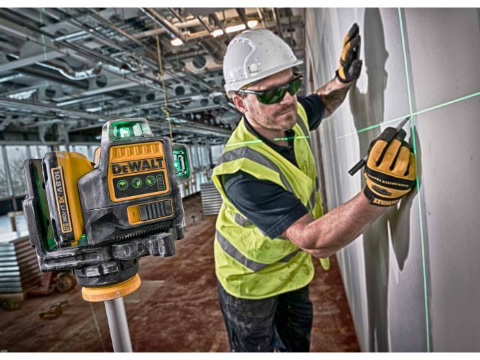 DeWalt DCE089D1G 10.8V 2.0Ah Li-Ion Self-Level Green Multi Line Laser - Keans Claremorris