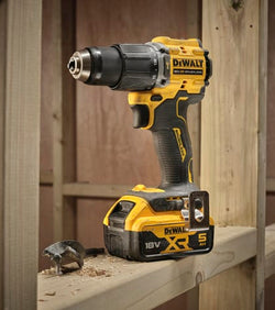 Dewalt 18V XR Brushless Hammer Drill Driver - 2 X 5Ah Batteries