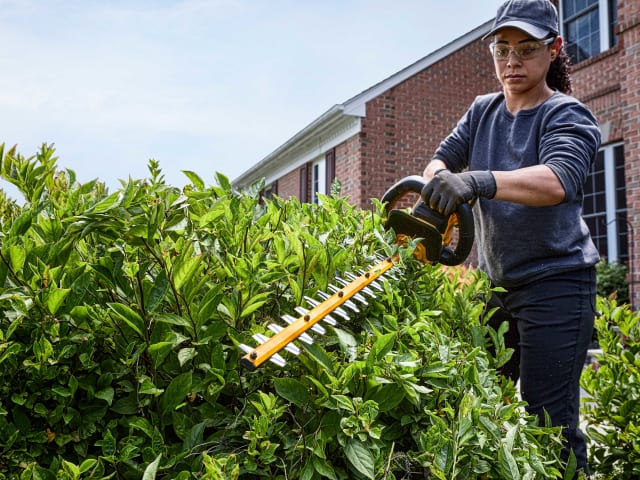 DEWALT DCMHT573X XR FlexVolt 54V Hedge Trimmer with 9.0Ah Battery - Powerful Cordless Cutter | Keans Claremorris