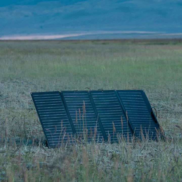 ECOFLOW Portable Solar Panel EFSOLAR160W Black 160W compact foldable charger - Keans Claremorris