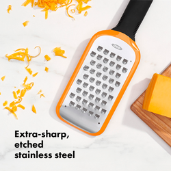 OXO Good Grips Etched Coarse Handheld Grater