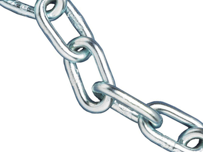 Posamo 4.0mm Welded Link Chain Zinc Plated C4, sold by meter, durable corrosion-resistant, Keans Claremorris.