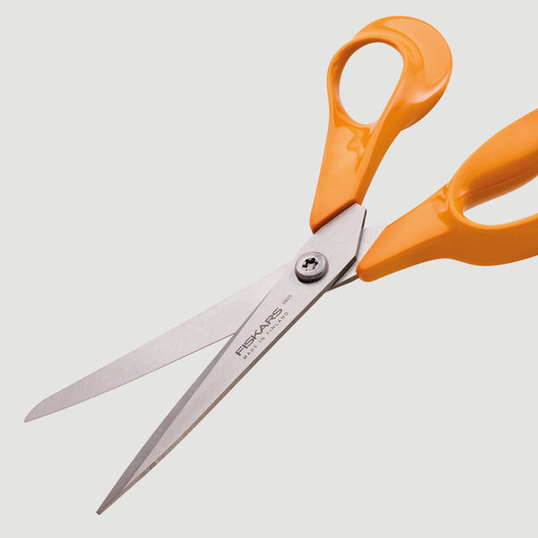 Fiskars 21cm (8in) Classic Scissors | 1005148 Keans Claremorris