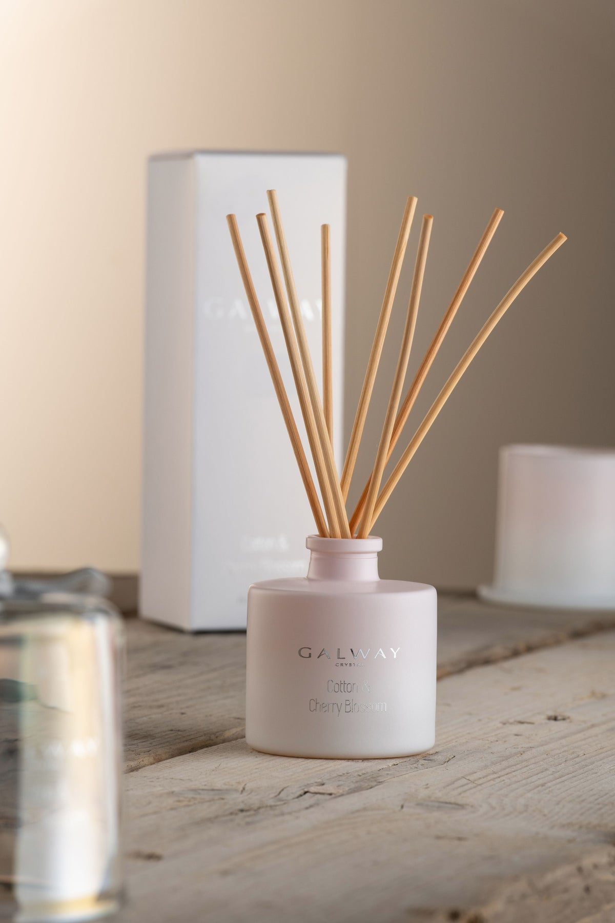 Galway Irish Crystal Cotton & Cherry Blossom Reed Diffuser with floral and citrus notes, available at Keans Claremorris.