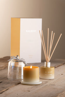 Galway Crystal Christmas Incense Gift Set with candle and diffuser, saffron and oud fragrance – Keans Claremorris
