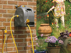 Hozelock 2 in 1 Compact Enclosed Hose Reel with 25m Hose