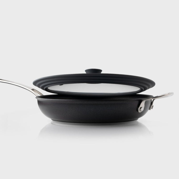 Silicone and Glass Universal Pan Lid 26/28/30cm Black - Image 2