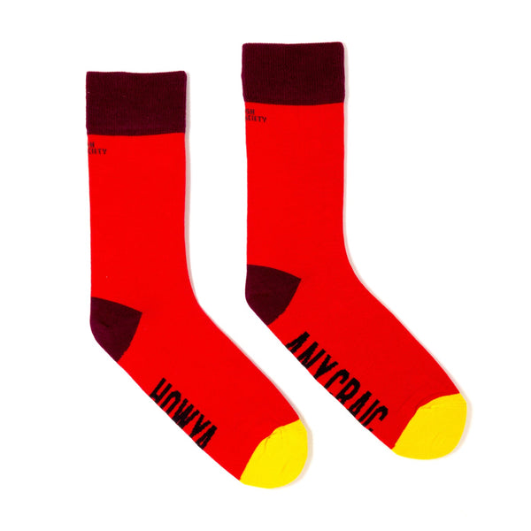 Craic 8-12 fun game for lively nights, perfect party starter – available at Keans Claremorris.