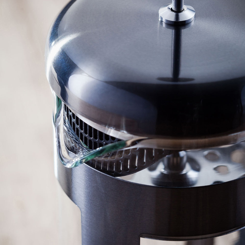 Close-up of the anthracite lid and spout of the Judge Coffee 8Cup Glass Cafetiere.